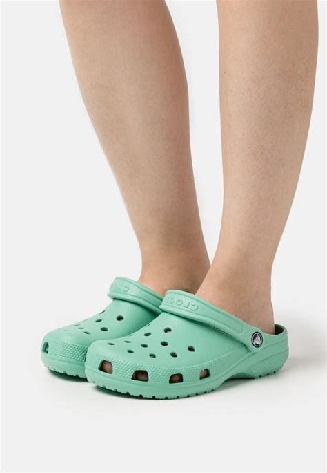 zalando crocs.